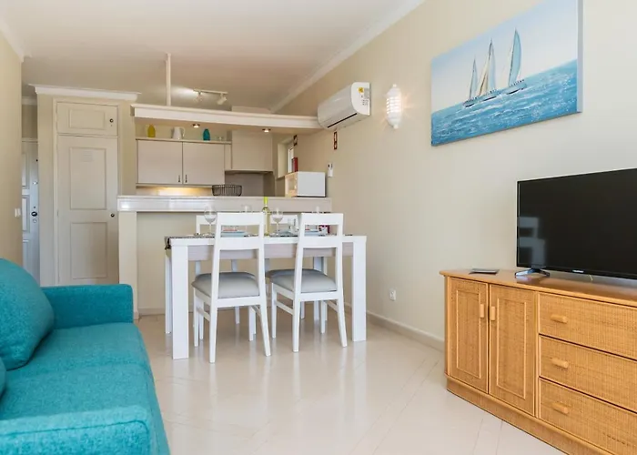 One Bedroom Sea View Clube Rio *